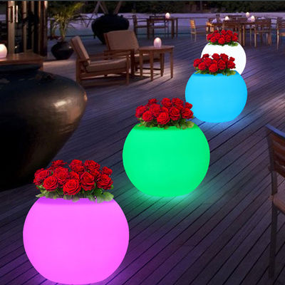 CE / ROHS 16 Màu sắc thay đổi nắp hoa rực rỡ hình tròn PE phủ cho trang trí