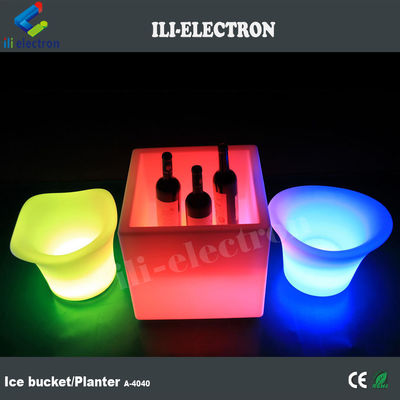 Chất xả nước có thể sạc lại bằng nhựa LED Quad Quad Ice Bucket cho quán rượu