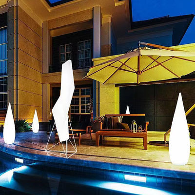 đèn sàn cao cấp bằng nhựa đứng dẫn cho sảnh