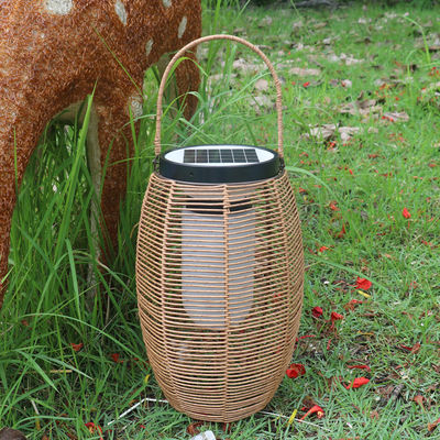 IP65 Rattan Woven Solar Lights, 3500K Rattan năng lượng mặt trời Garden Lantern