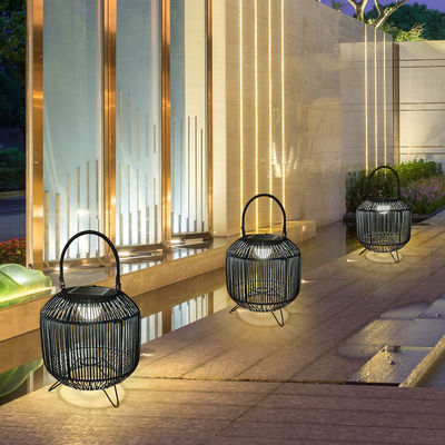 Đèn mặt trời rattan được dệt tùy chỉnh Đèn mặt trời di động 3500K IP65 chống nước