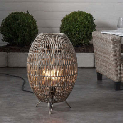Ip44 LED Rattan Standing Lamp Shade Cho Bể bơi vườn