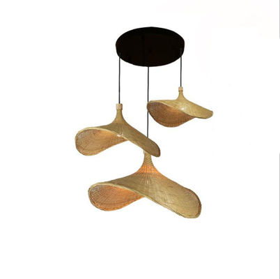 Chiếc mũ hình ánh sáng chùm đèn trang trí đèn treo rattan cho câu lạc bộ cửa hàng