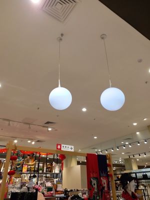đèn rơi led bằng nhựa được sử dụng thương mại