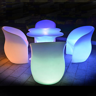 Chiếc ghế bar led bằng nhựa cưới giá rẻ