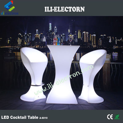 Thiết kế mới thời trang PE nhựa bữa tiệc dẫn ánh sáng cocktail bàn