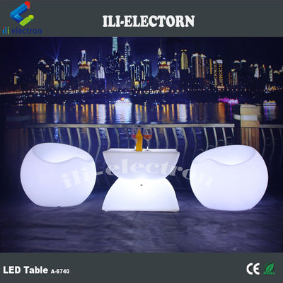 Đồ nội thất đèn LED nhựa PE, bàn cocktail sáng 16 Màu đổi
