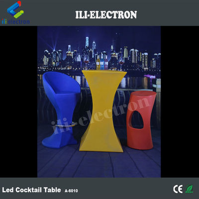 Đồ nội thất ngoài trời màu cam
