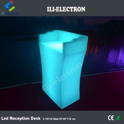 Bàn tiếp tân có thể sạc lại