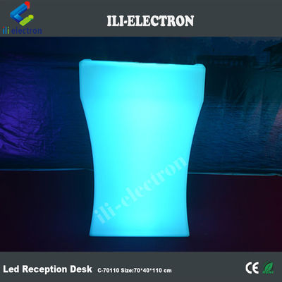 Bàn tiếp tân có thể sạc lại