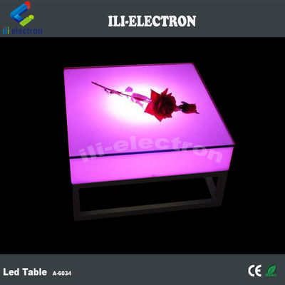 Bàn chiếu sáng led bằng nhựa hình vuông có kệ kim loại