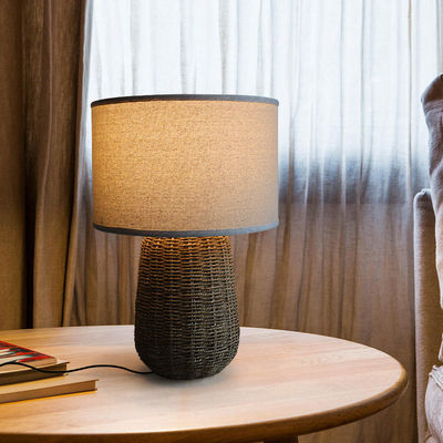Đèn bàn rattan tự nhiên được dệt bằng tay hiện đại