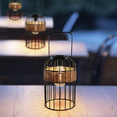 Mặt trời ngoài trời Rattan Garden Lanterns Không thấm nước 3500K ấm trắng