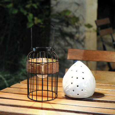 Đèn mặt trời vải rattan nhỏ di động cho ban công