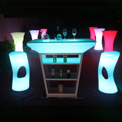 Bàn cocktail PE nhựa LED với chế độ chiếu sáng Strobe và được cung cấp bởi pin lithium sạc lại
