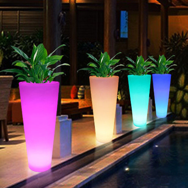 Triển lãm nồi hoa rực rỡ nồi cây vườn màu sắc rực rỡ nồi cây trồng nhựa đèn sàn cho bữa tiệc thuê