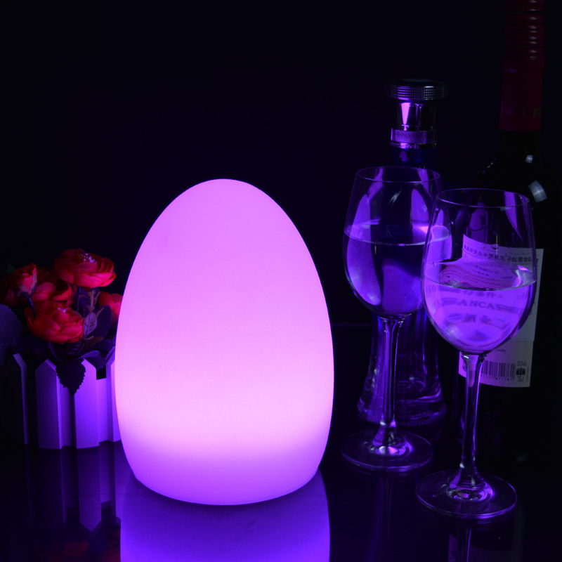 Đèn bàn LED trang trí bar nhà hàng đầy màu sắc