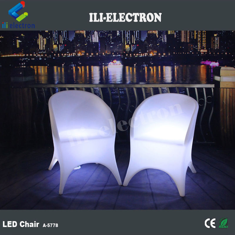 Modern Glow LED Light Up Chairs 16 màu sắc thay đổi cho quán bar đêm
